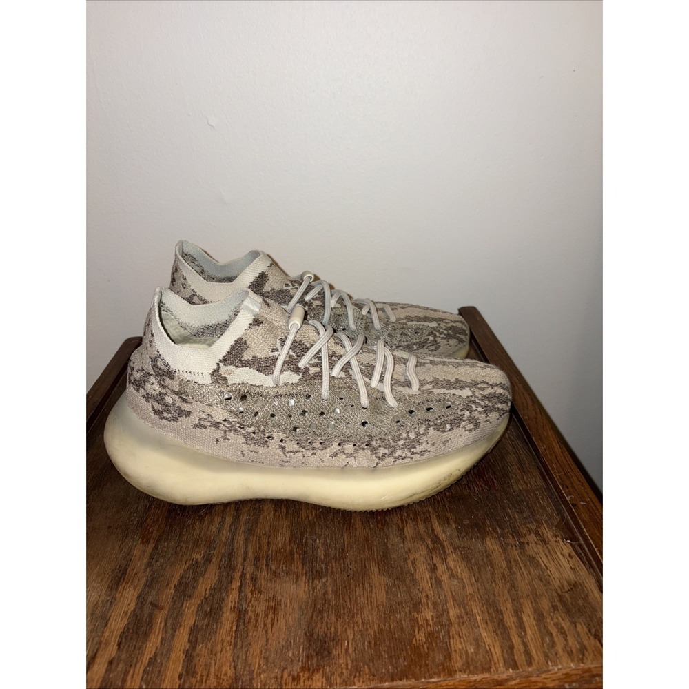 Adidas Yeezy Boost 380‎ Triple Pyrite Originals Men's Size 9.5 GZ0473 Preowned